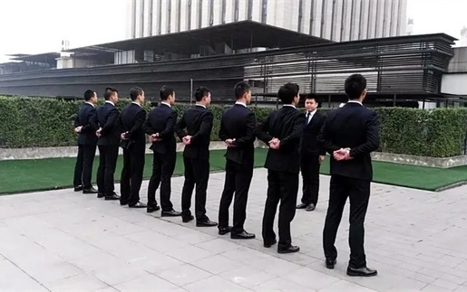 巴中揭秘：如何选择靠谱的收债公司？老司机给你支招